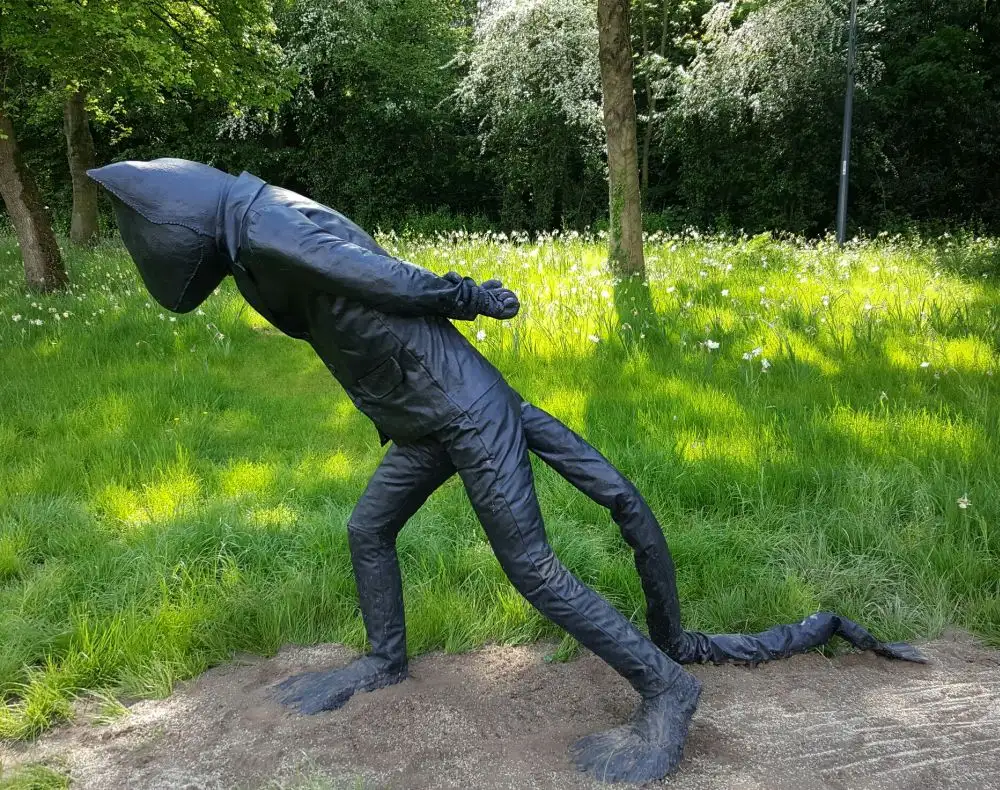 Laura Ford sculpture